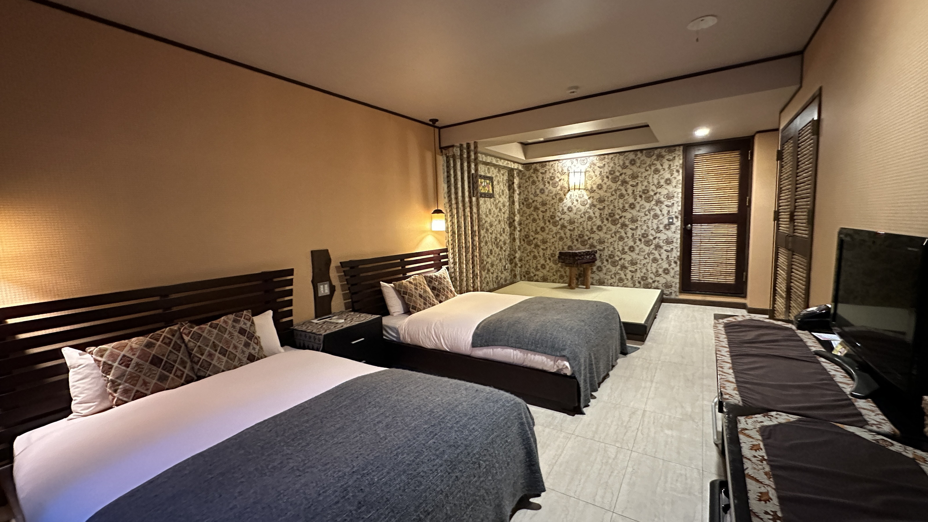 【トリプルルーム】本館和洋／40平米◆ベッド2台＋布団 ◆禁喫煙