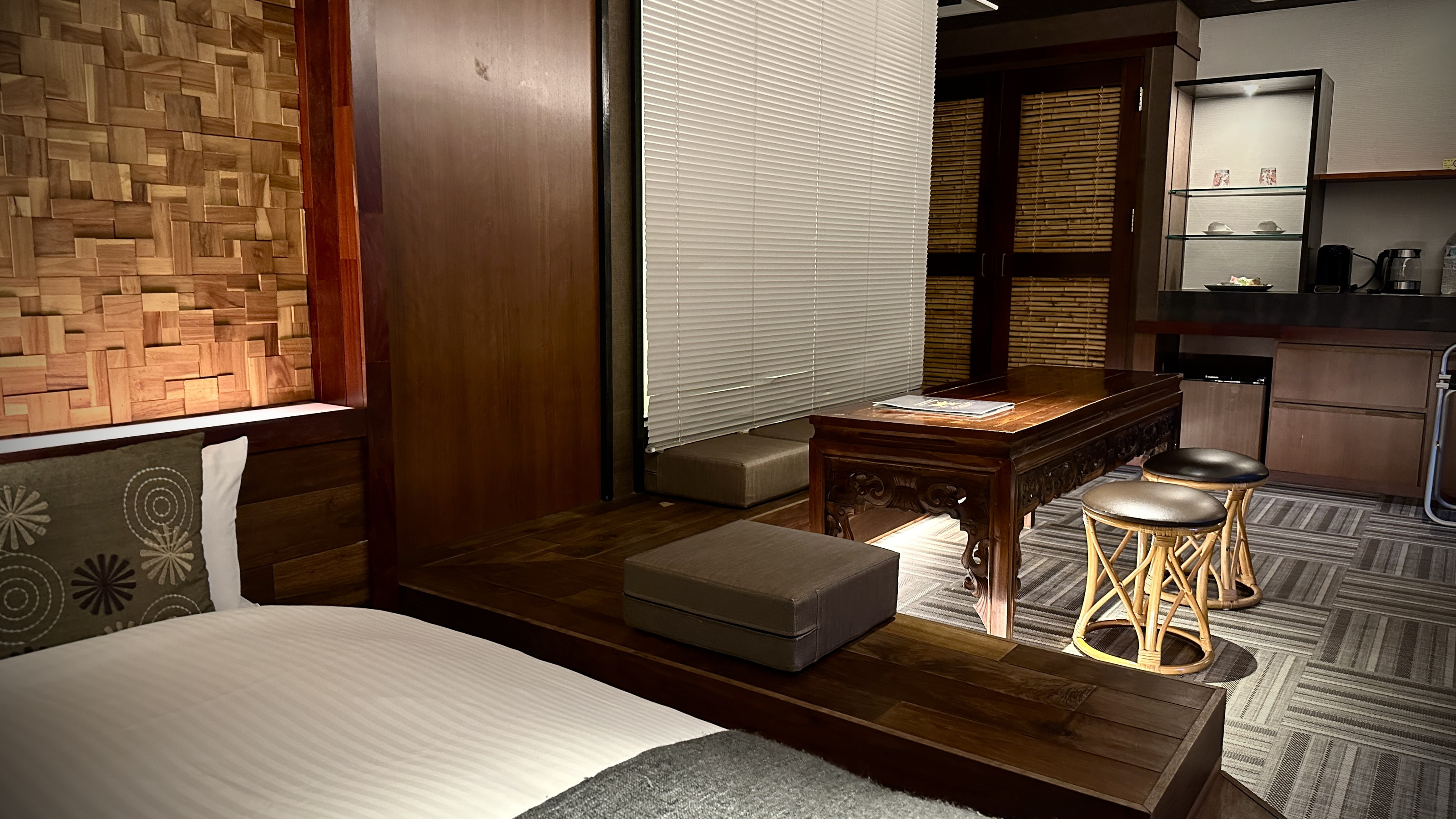 【森に抱かれる至福のプレミアムルーム】本館洋室／60平米◆禁煙