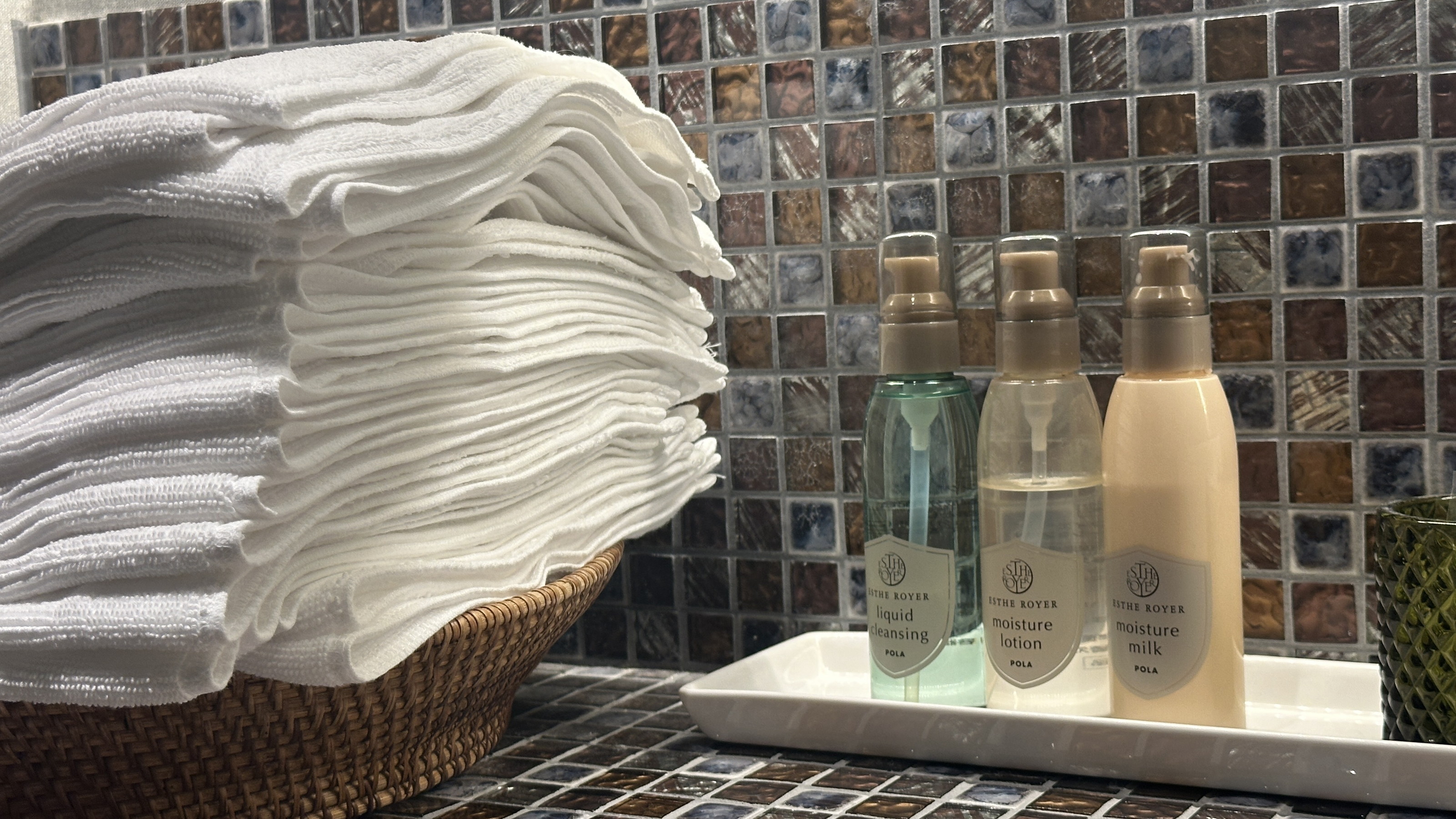 【貸切温泉】インドアスパ「湯楽-YURAKU-」◆本館内の室内大浴場