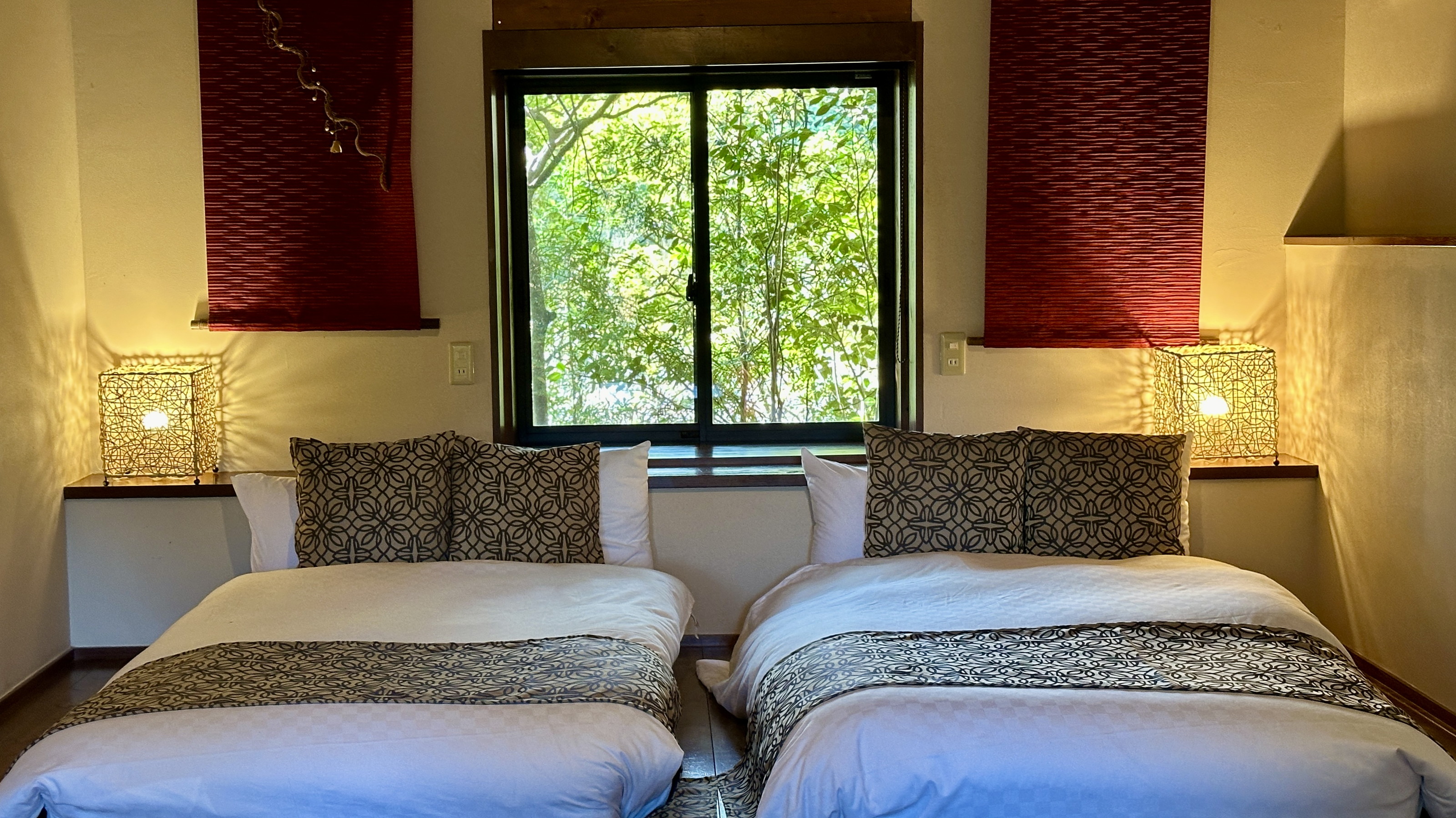 【離れ家リスの庭】一棟貸／56平米◆半露天風呂付の南国ヴィラ