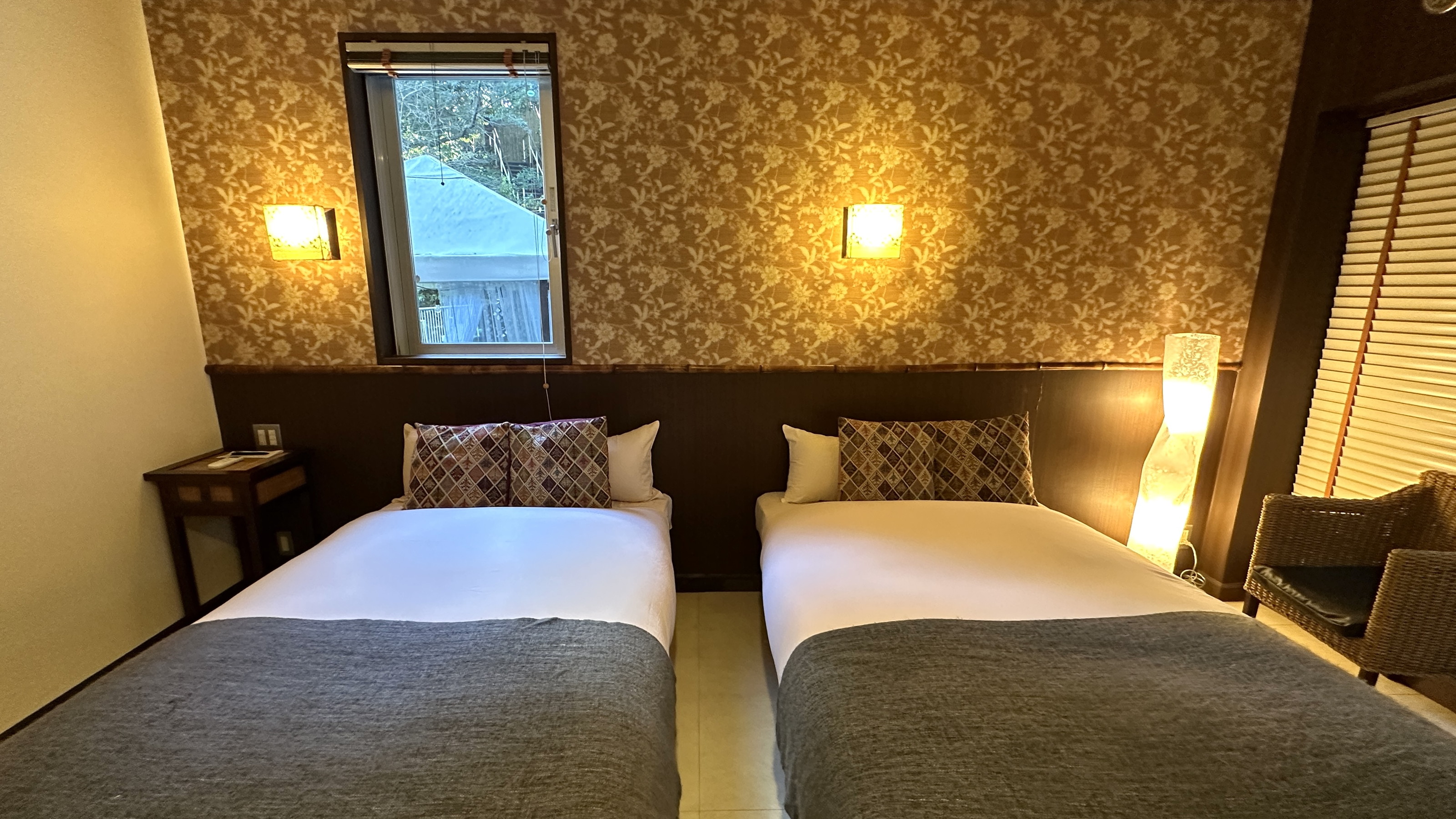 【スタンダードツイン】本館洋室／30平米◆セミダブル２台 ◆禁煙