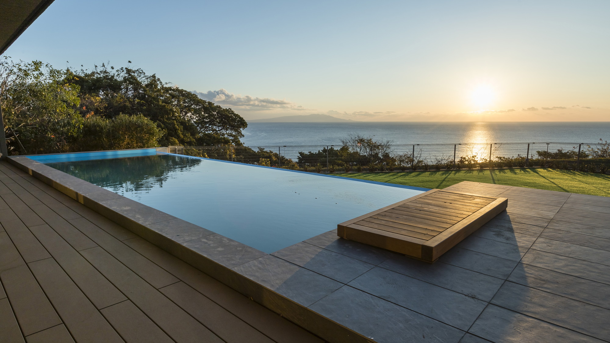 【別邸】海を臨むプールと温泉◆心ほどける海と空ULALA◆212平米