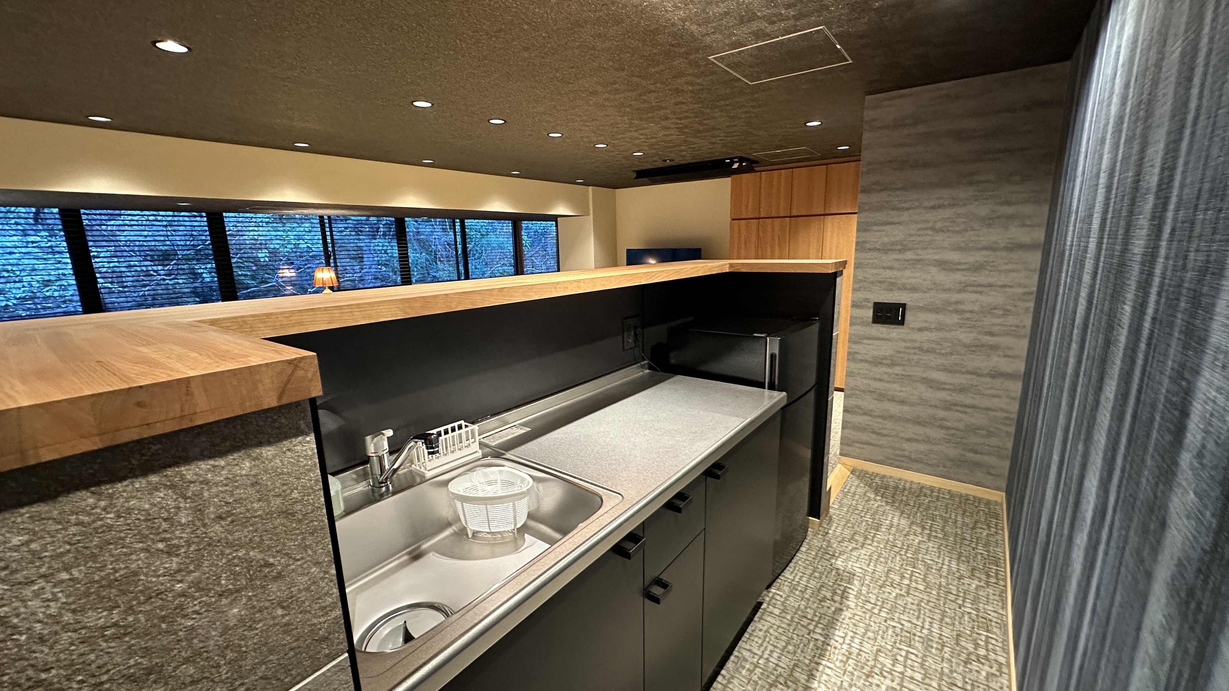 2024年12月リニューアルオープン！【本館最大100平米】森の中に佇む◆グランデルーム