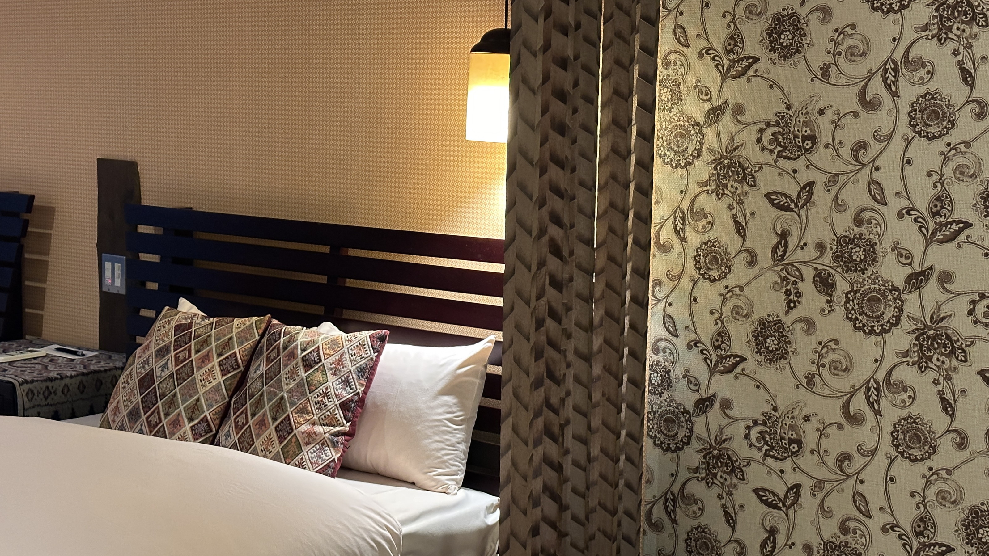 【トリプルルーム】本館和洋／40平米◆ベッド2台＋布団 ◆禁喫煙