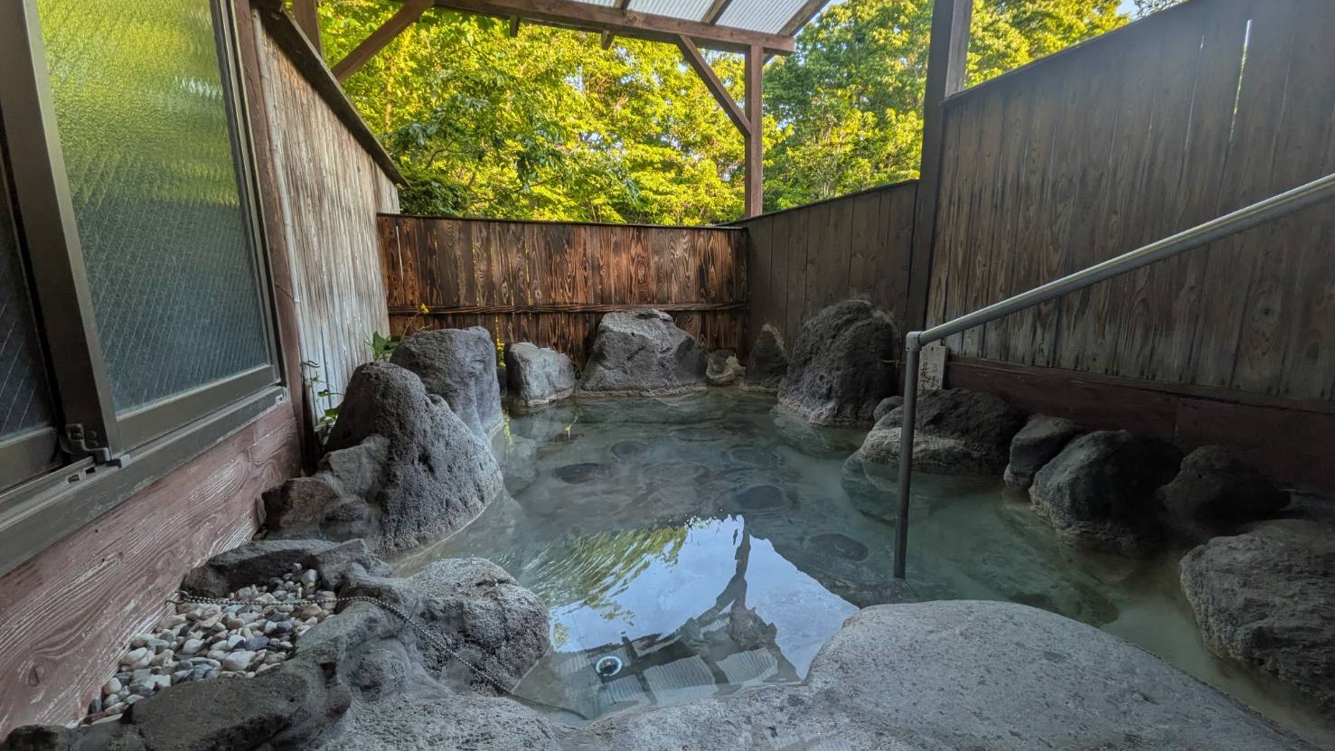 貸切露天風呂(内湯付)『きりの湯』