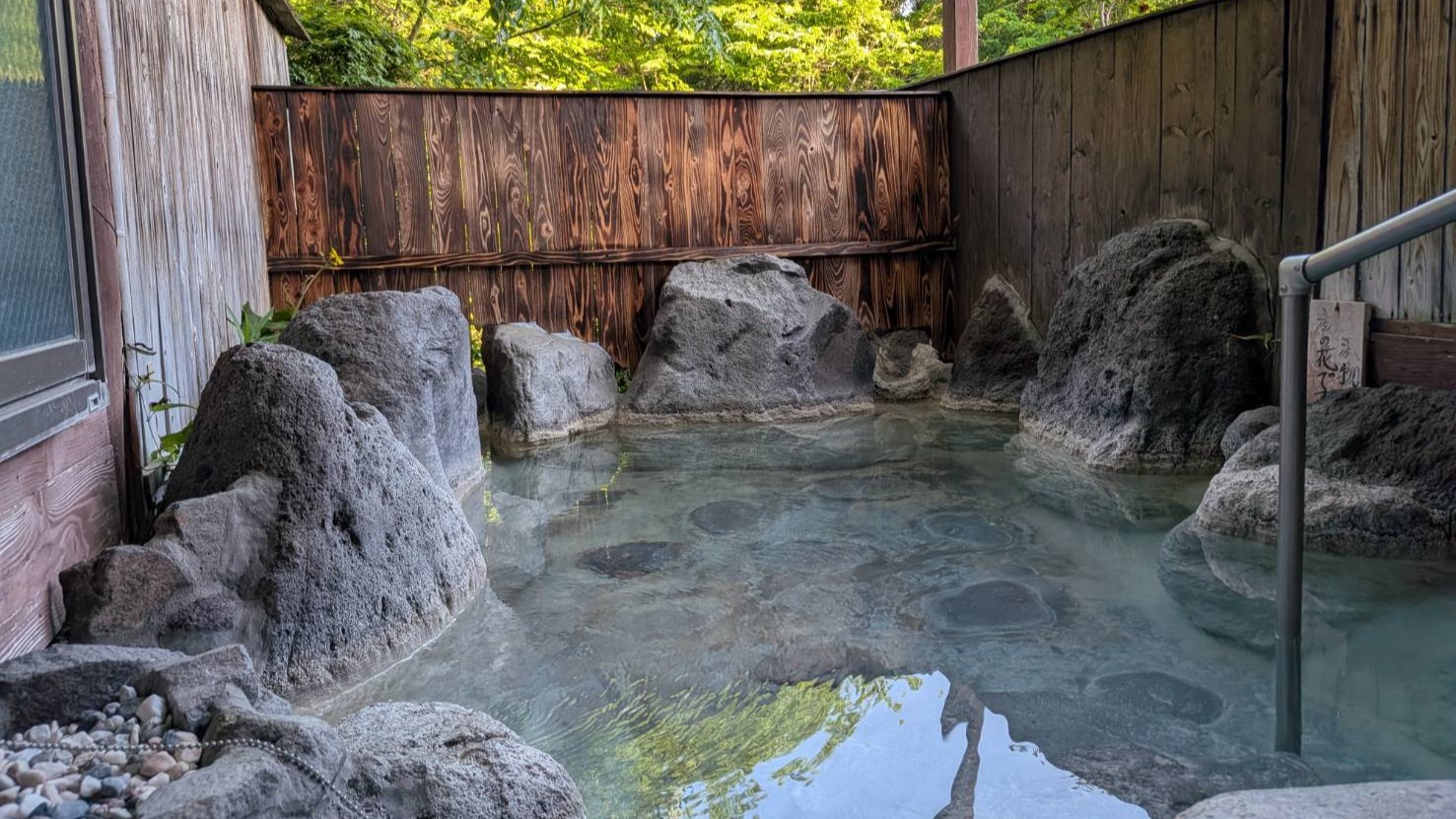 貸切露天風呂(内湯付)『きりの湯』