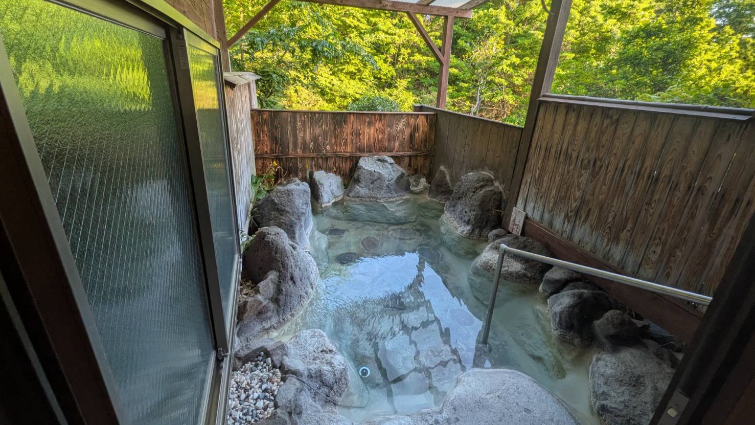 貸切露天風呂(内湯付)『きりの湯』