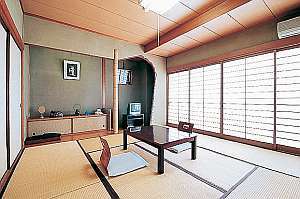 Japanese-style room that can be used according to the number of people
