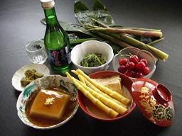 夏の料理例（月山竹の味噌汁・青みずのごまあえ）