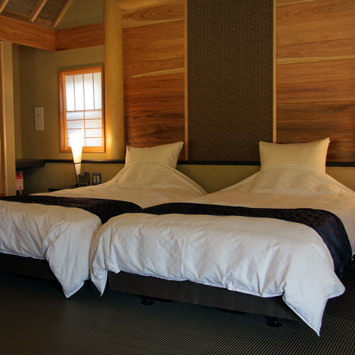 ■ Tsukuyo / Manyo <Japanese-Western style room with open-air bath> / Room