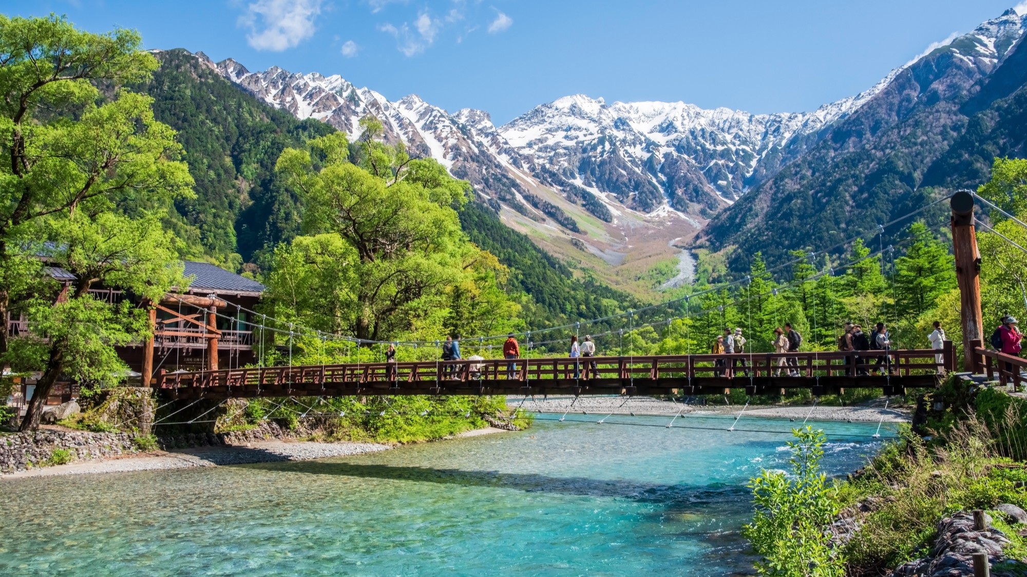 【上高地】松本市が誇る山岳リゾート（当館から車で約100分）