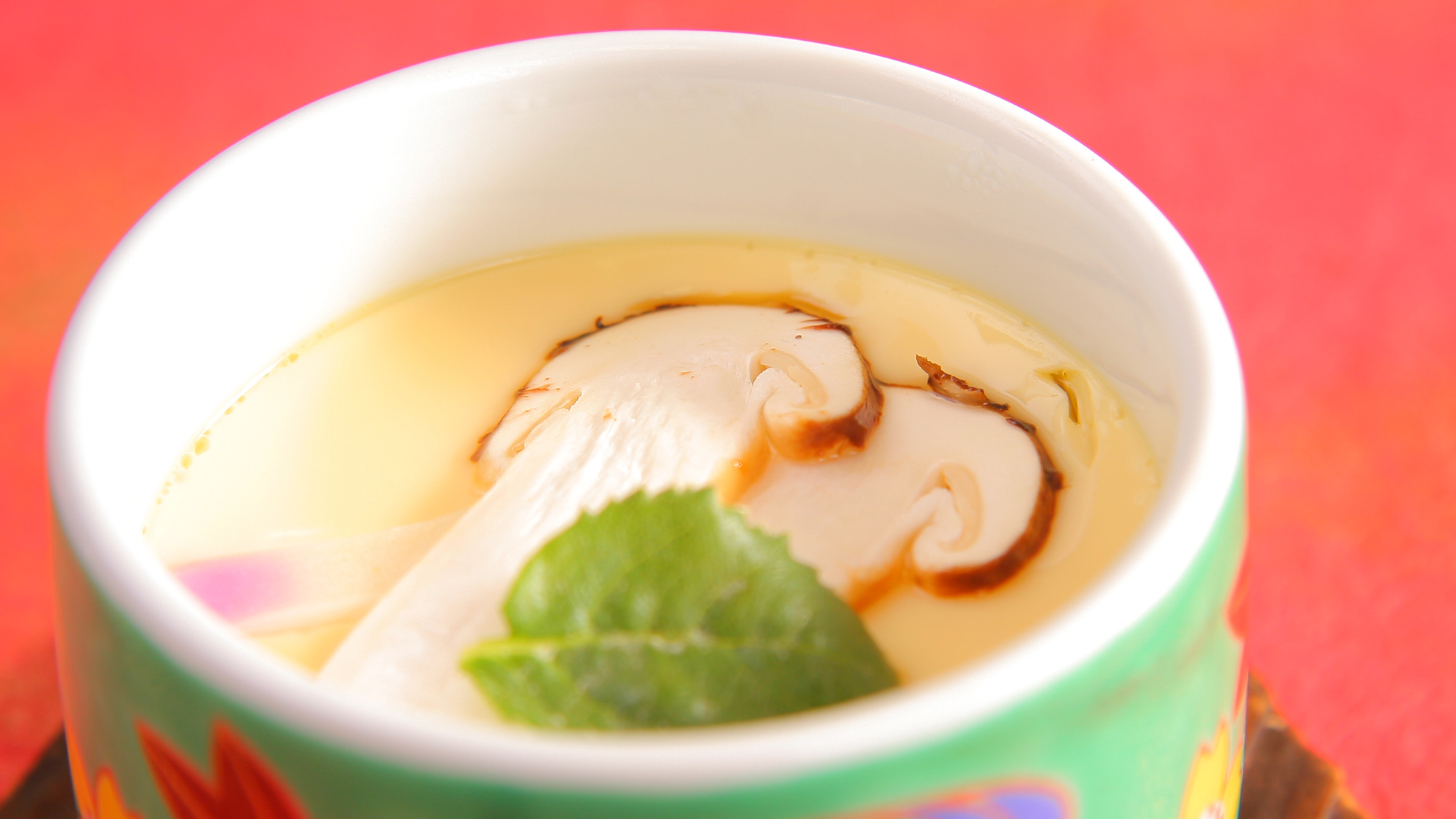 松茸の茶碗蒸し（写真はイメージ）