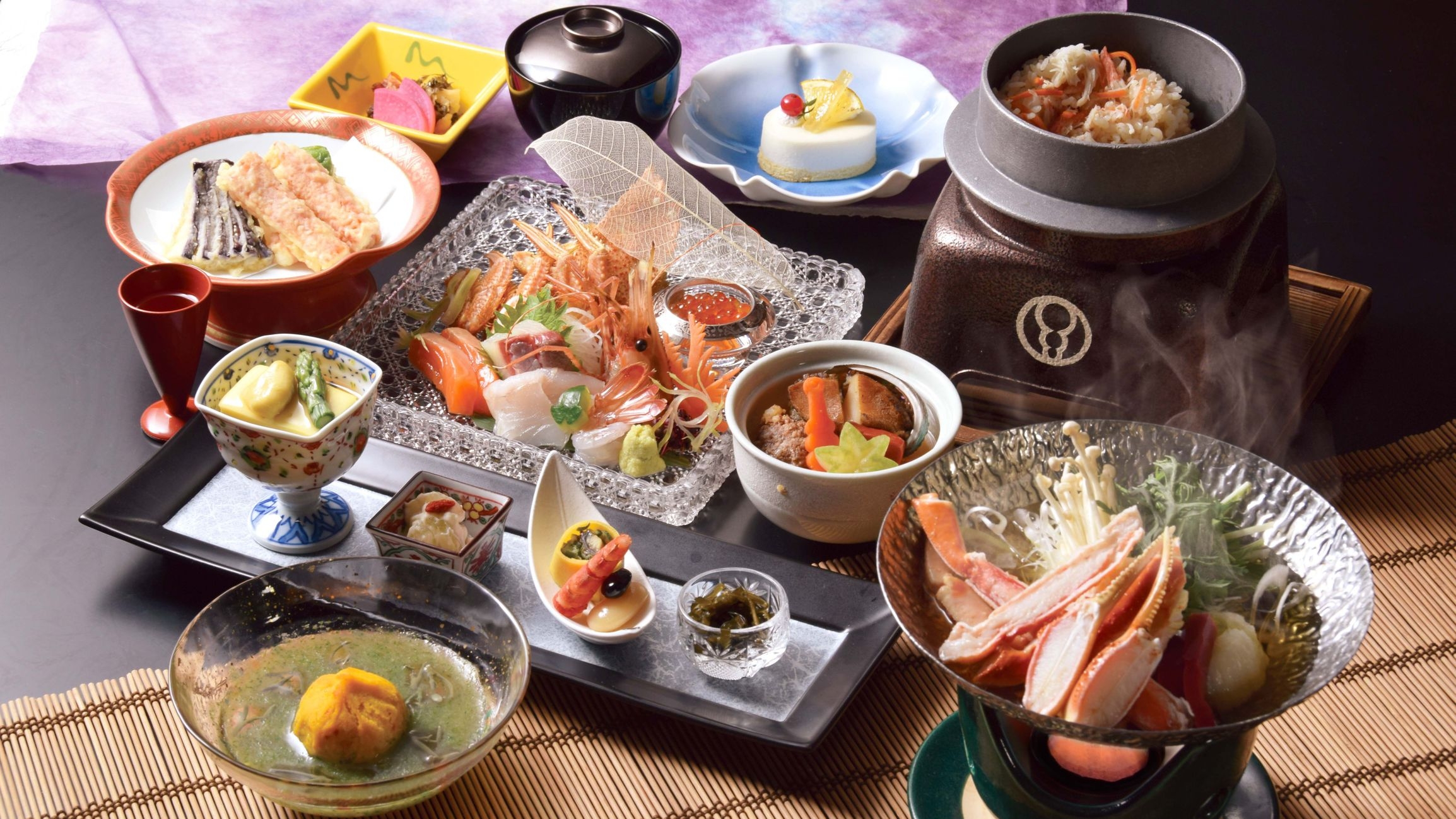 【お部屋食】三大蟹を食べつくす／かに御膳★★☆