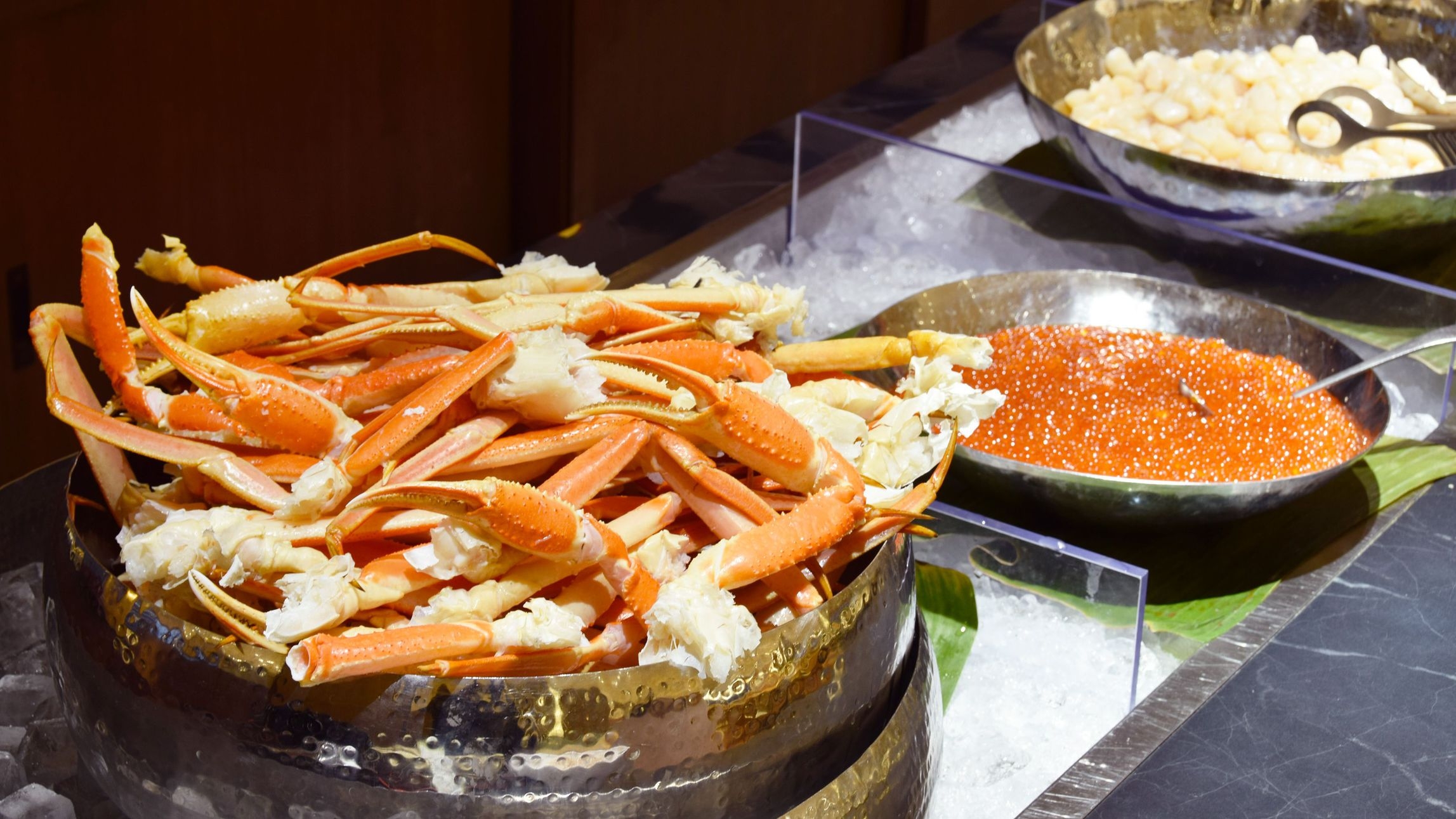 【早割30】10％OFF！カニやいくらも食べ放題—和食・洋食・エスニックビュッフェ／ビュッフェ夕朝食