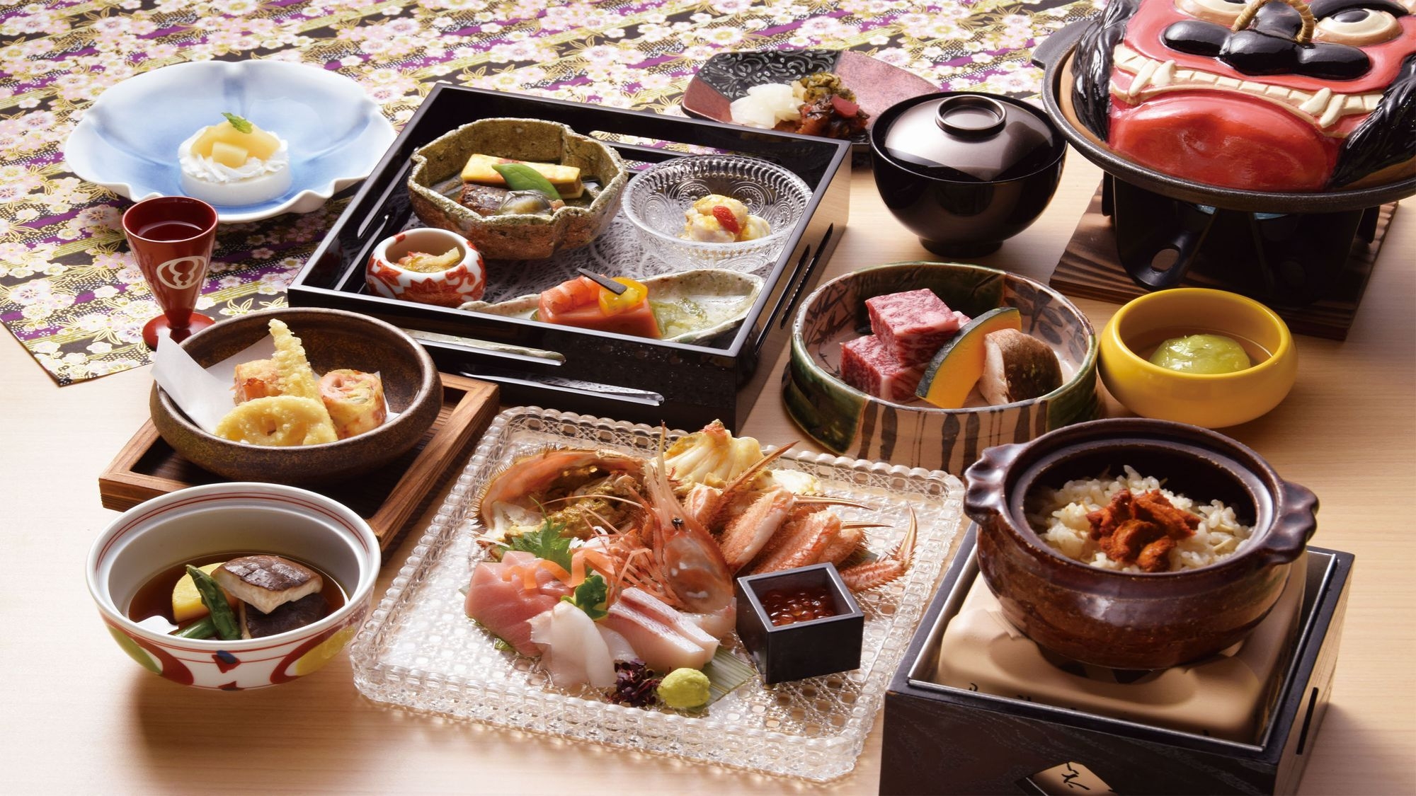 【早割60】15％OFF！地獄谷の絶景と当館最上級の会席を楽しむ／滝本御膳・特別和朝食