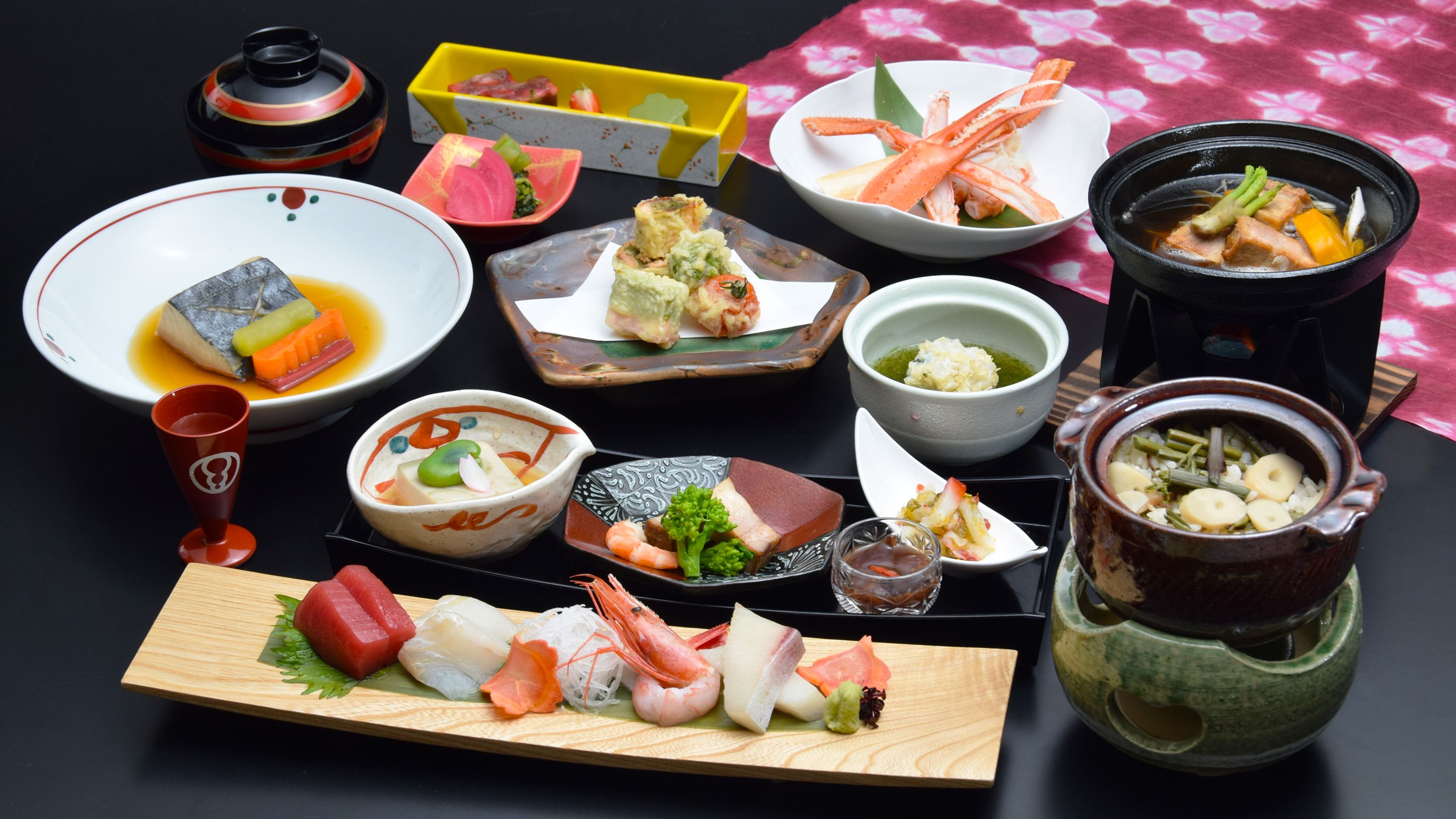 【ご夕食／湯の里（半個室）】季節の御膳／2025年春の御献立（イメージ）