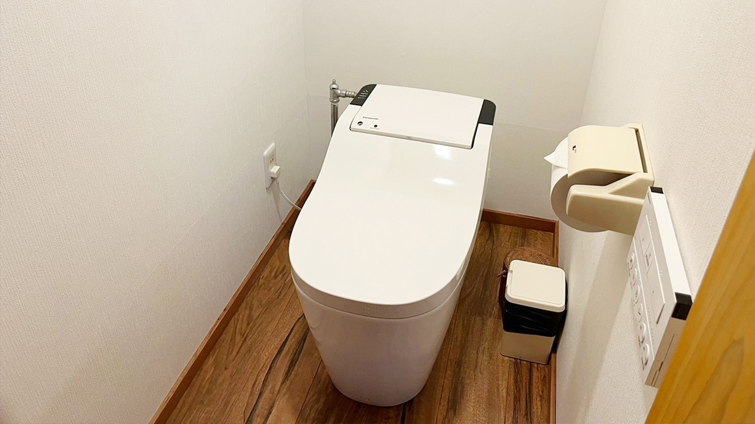 和室10畳＋ベッド付き和室のトイレ一例
