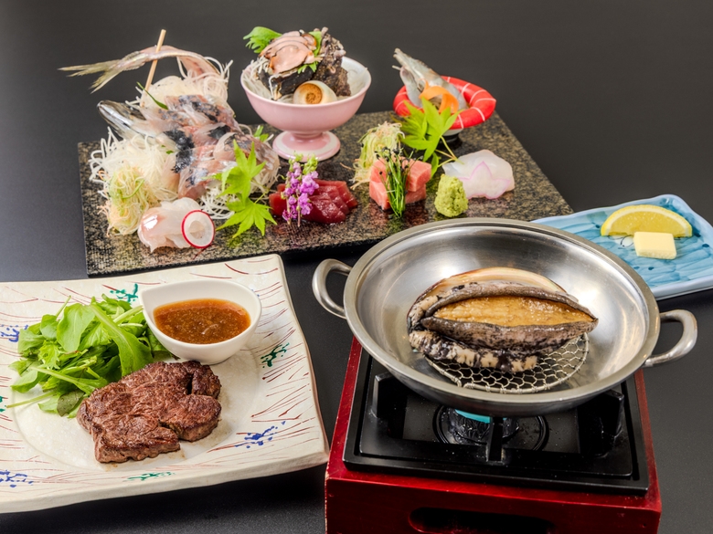 【選べるメイン料理◆1品選択】＜鮑／牛ステーキ／刺盛増量＞から1品選択≪金目煮付朝食≫お部屋食