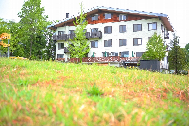 Hotel exterior: 4