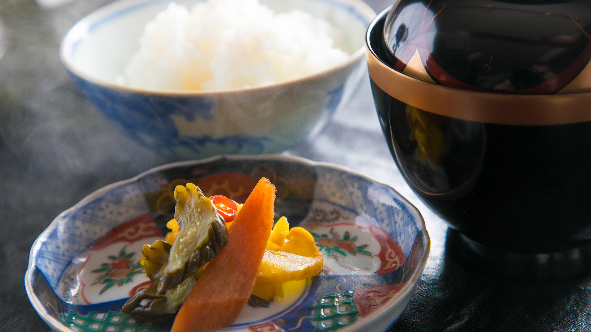 炊き立てのご飯