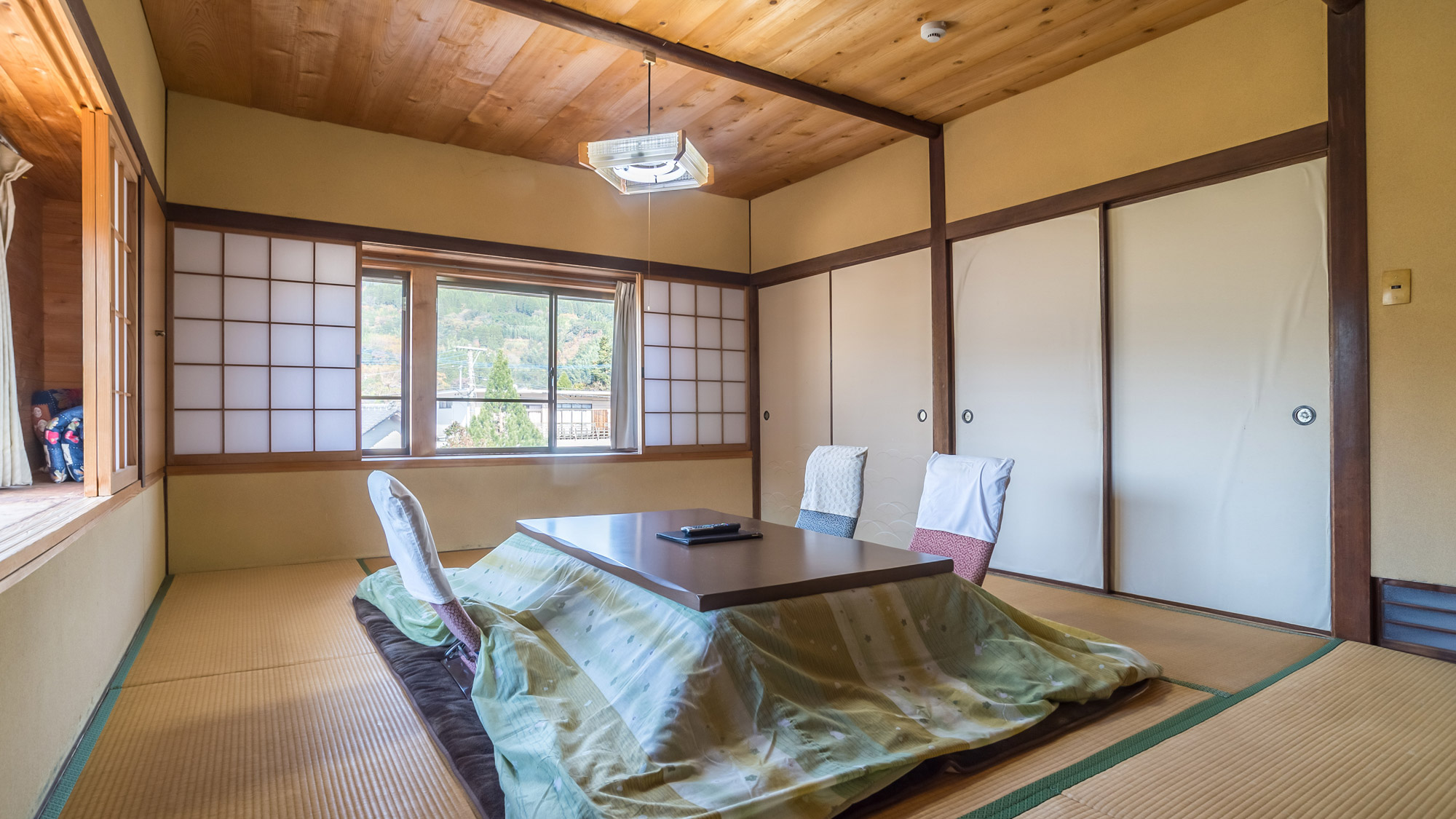 *【和室10畳トイレなし】お部屋の広さは指定できません。