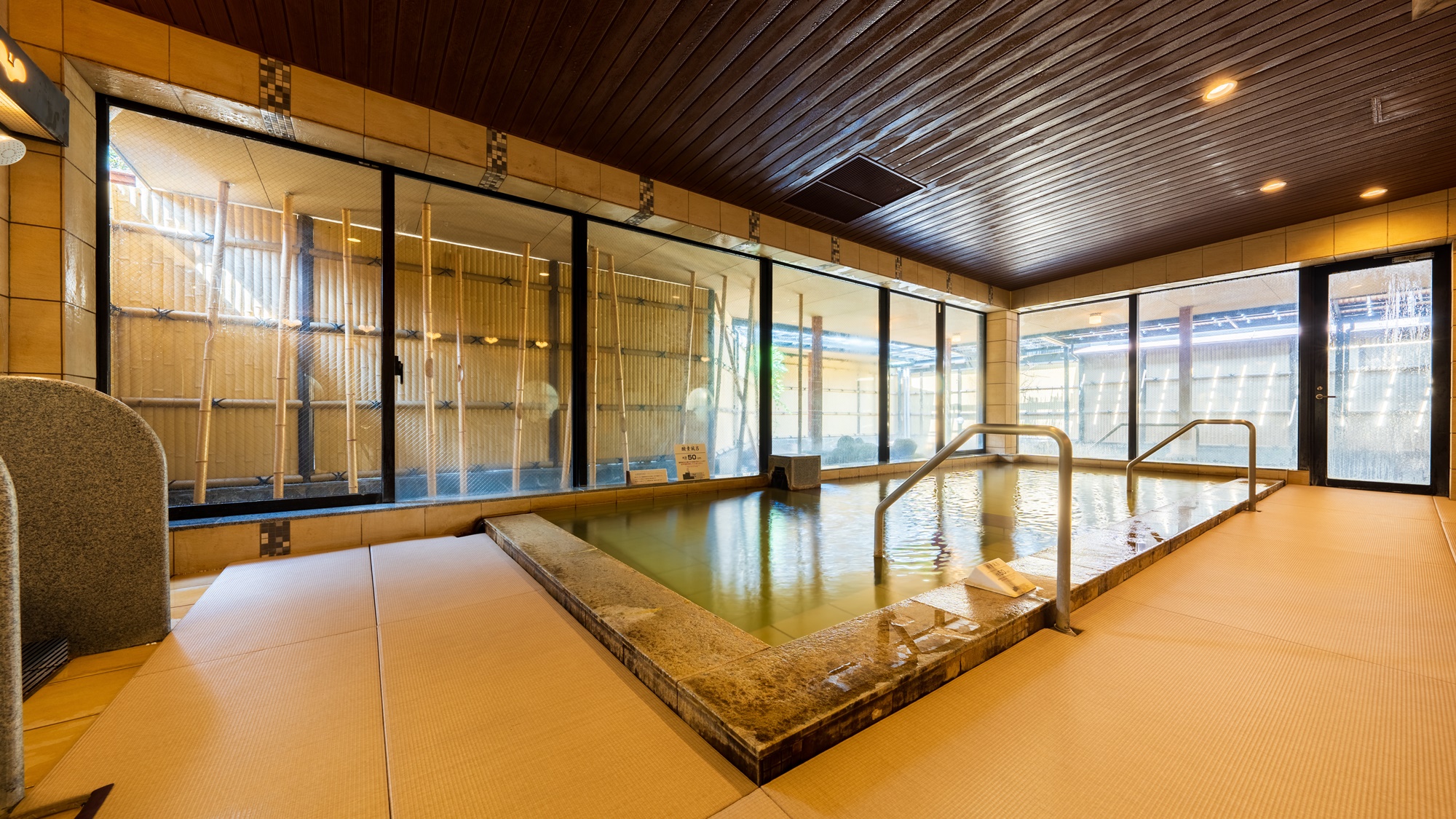 女性大浴場|畳敷きにリニューアル!