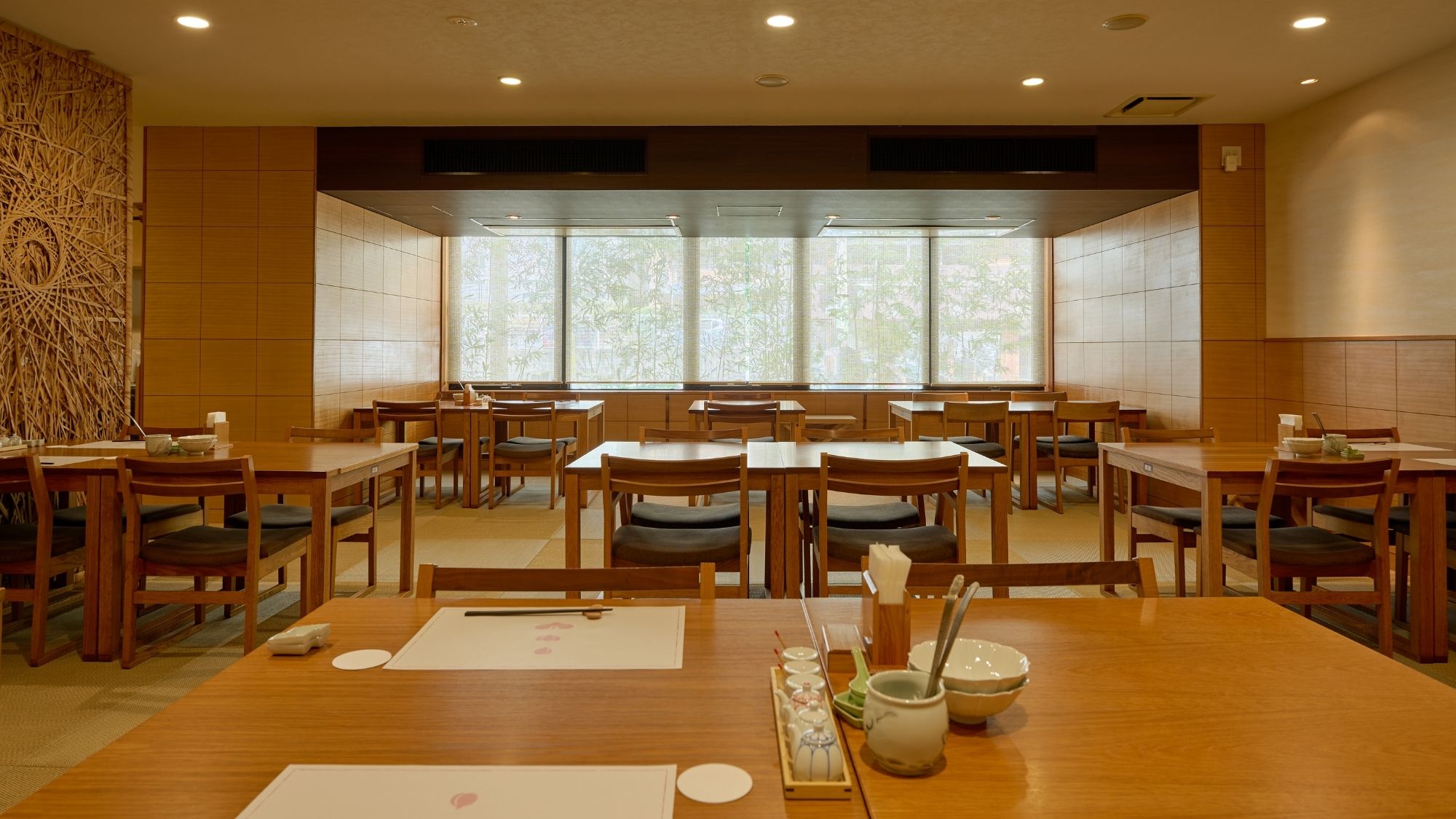 ■地産茶屋「侘助」