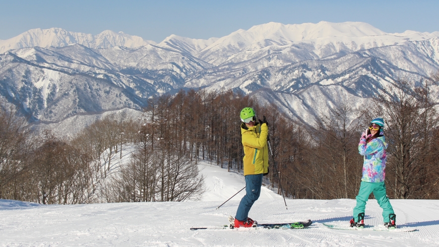 第1ロマンスリフトを降りた山頂からの景色は最高！