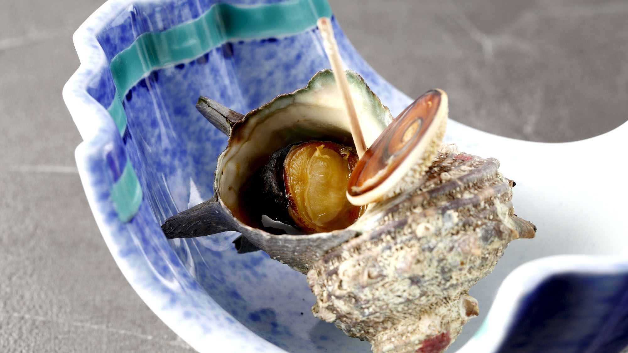 【夕食】サザエのつぼ焼き*