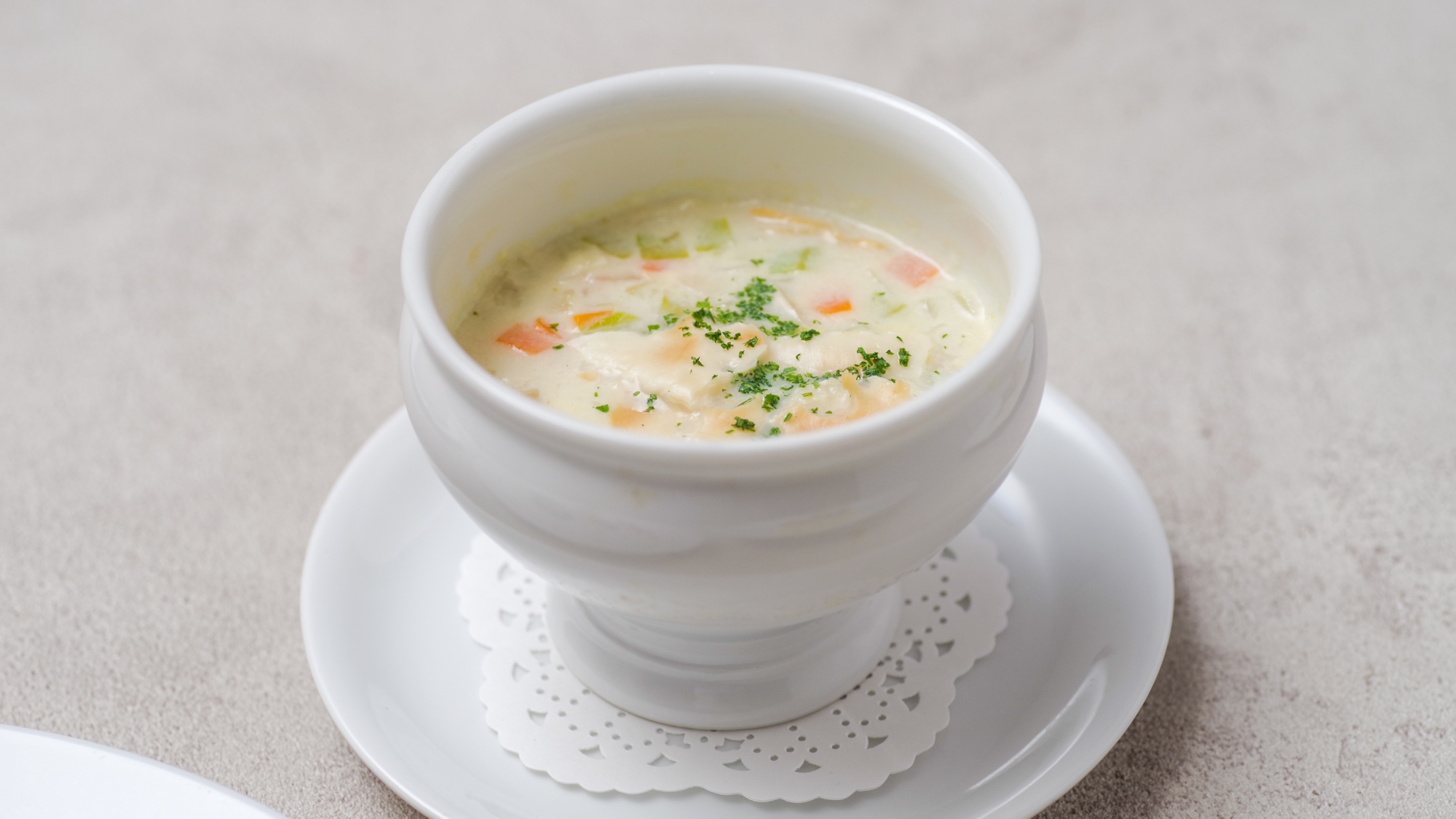 【万座ディナー】(2/6～3/21) クラムチャウダー