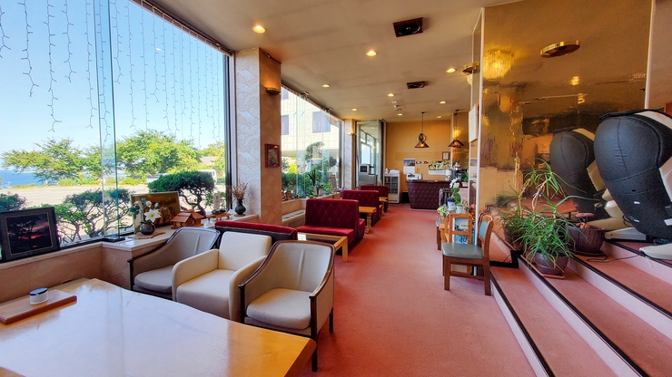 【スタンダード】新鮮な津軽の幸に舌鼓♪深浦の旬魚と地元食材を楽しむ海鮮会席プラン