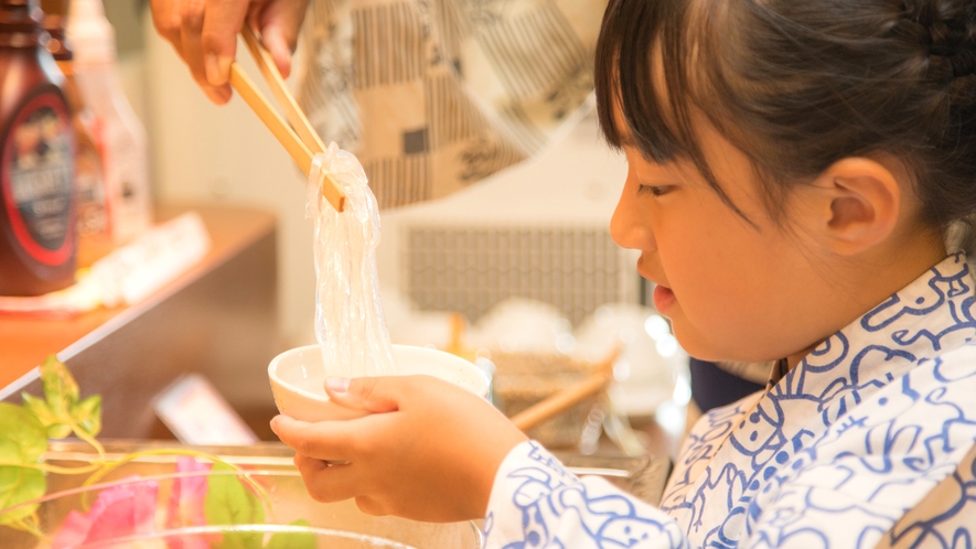 【甘味バイキング】本場西伊豆の名物の心太（ところてん）も味わいが違います。