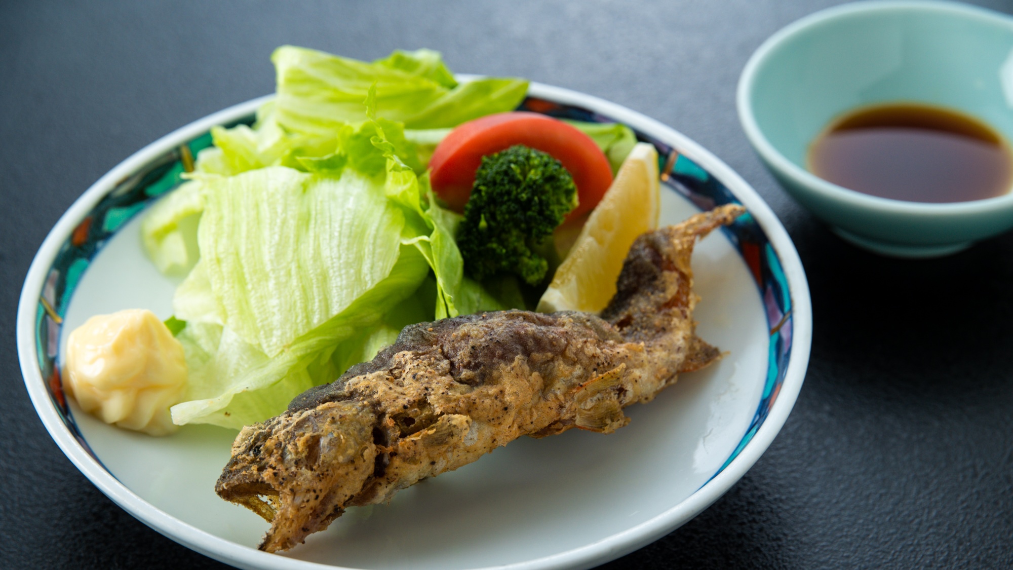 【別注料理　岩魚の唐揚げ】塩コショウでさっぱりと味付けをしております