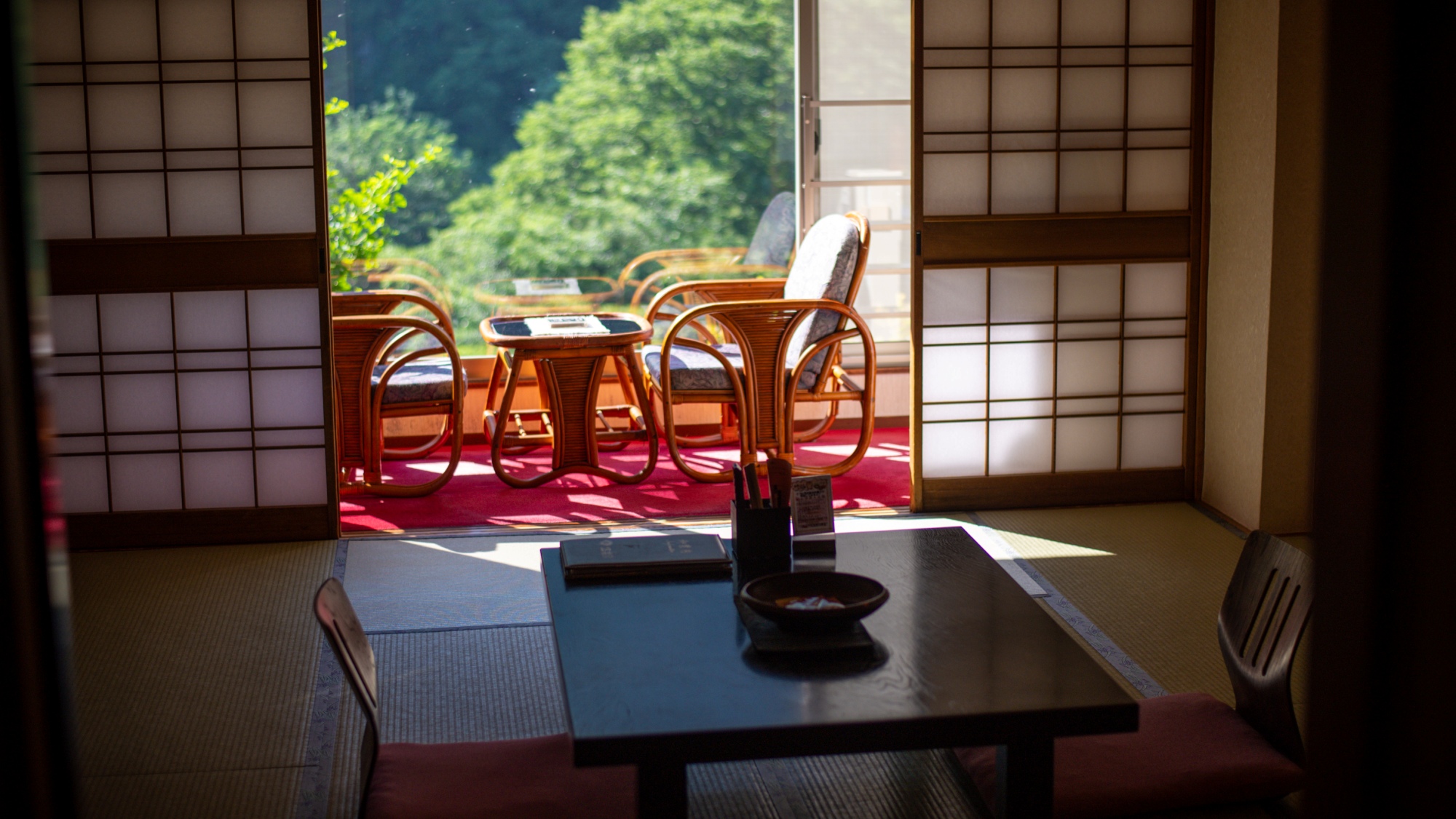 自然の豊かな絶景と心落ち着く和の香り