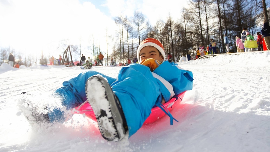 *苗場スキー場では小学生以下のリフト券無料！親子でスキーを楽しもう♪