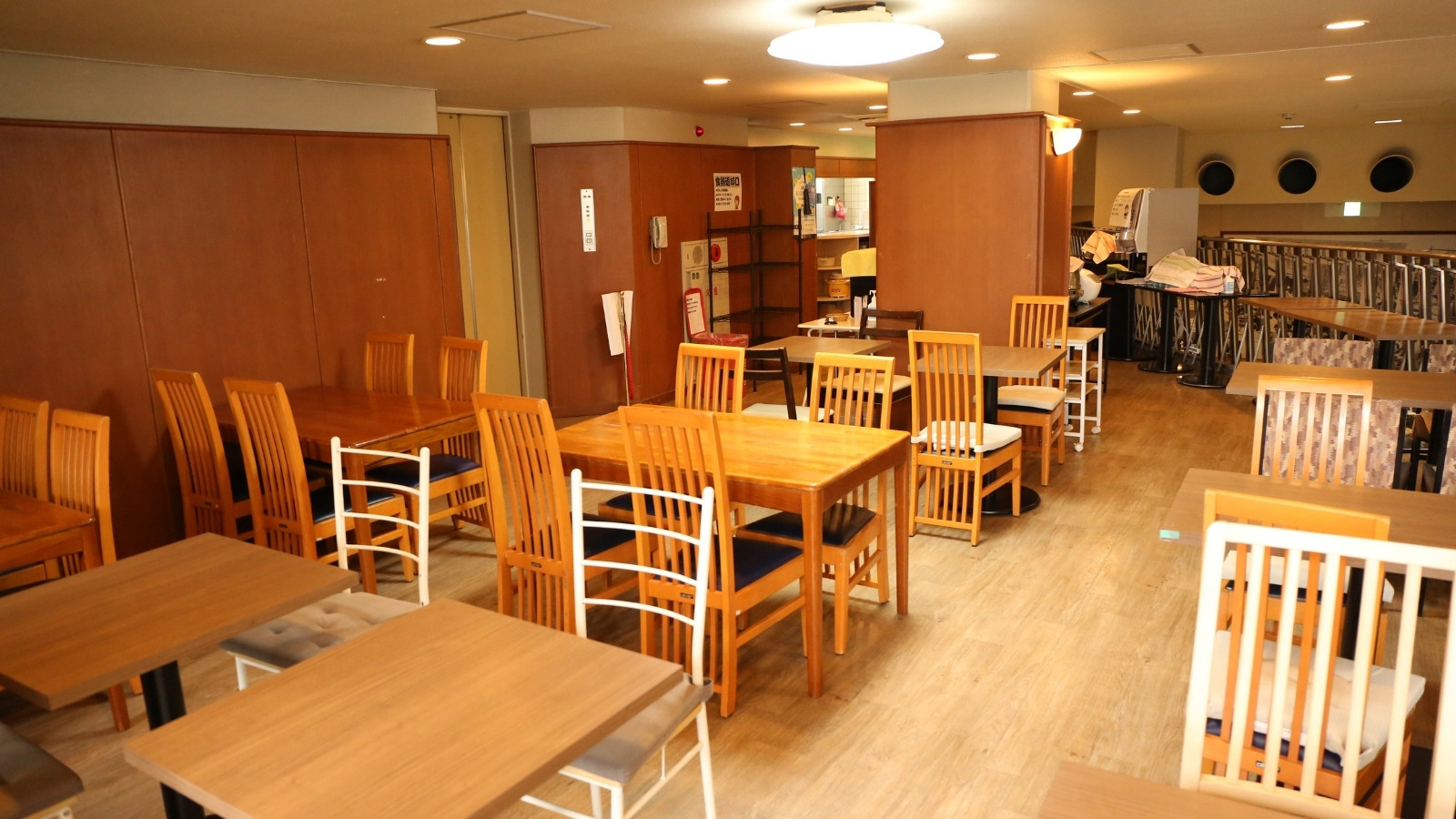 【食事】レストラン