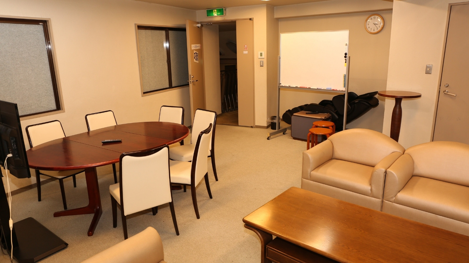【会議室】くつろぎルーム