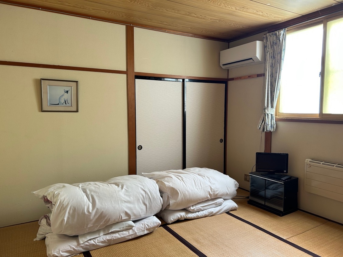 「秋田得旅」地酒2本　鹿角特産淡雪こまち米1㎏付き 1泊2食付き10000円  Wi-Fi 温泉