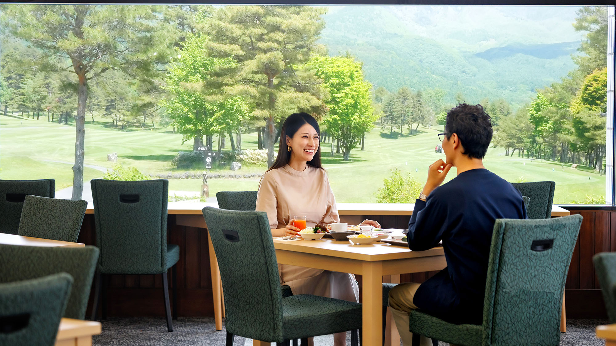 クラブハウスレストラン