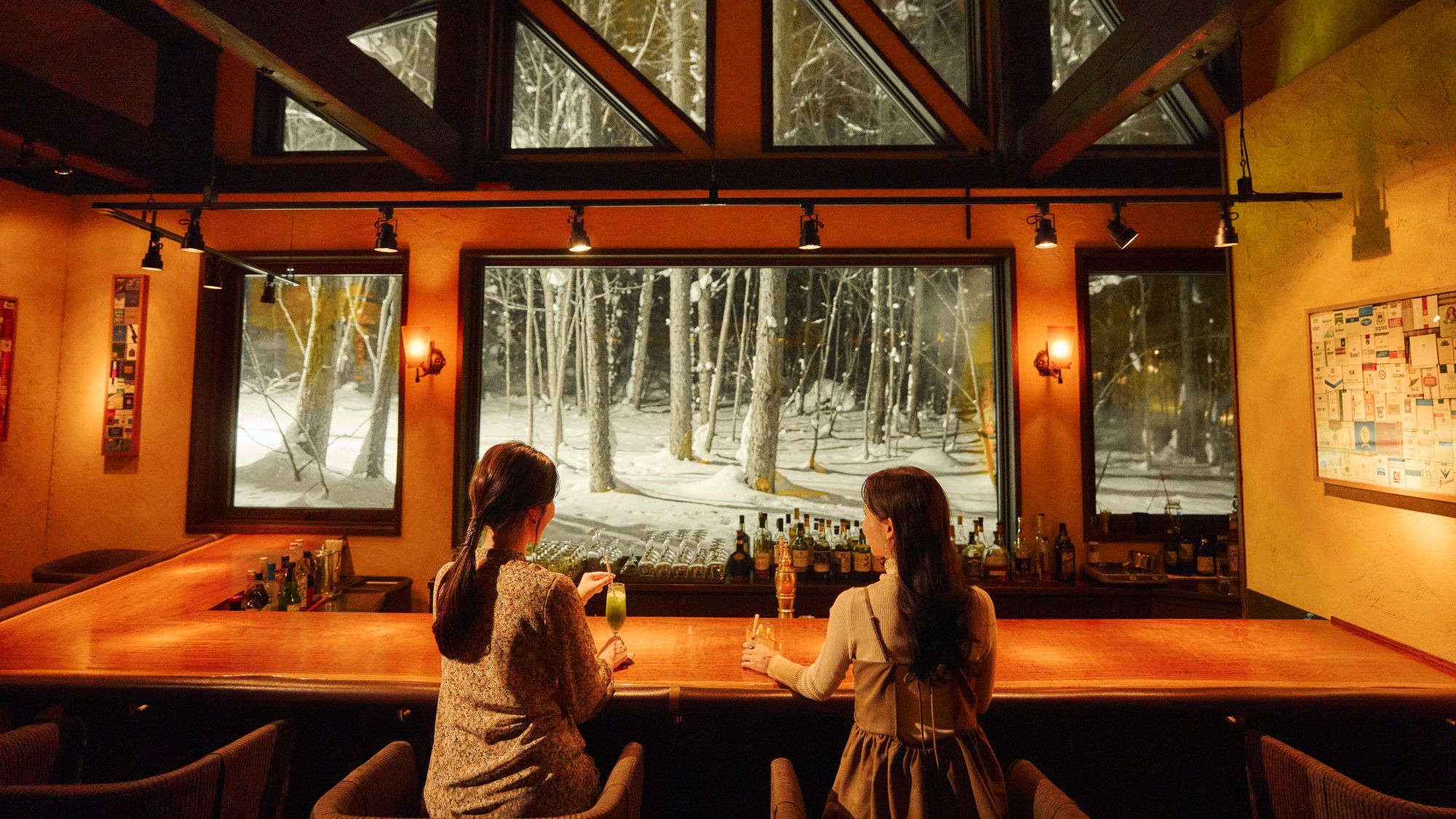 おとなの隠れ家　Soh's BAR for misereble smokers