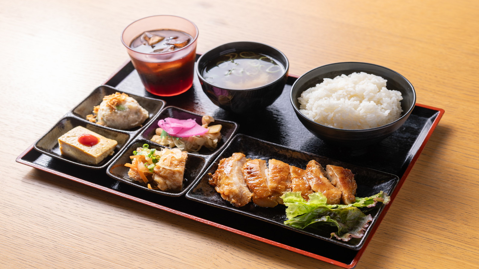 日替わり和朝食:鶏の味噌焼き
