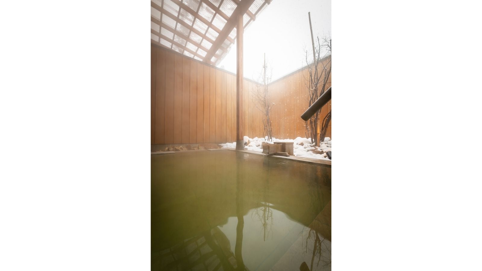 月の湯　露天風呂