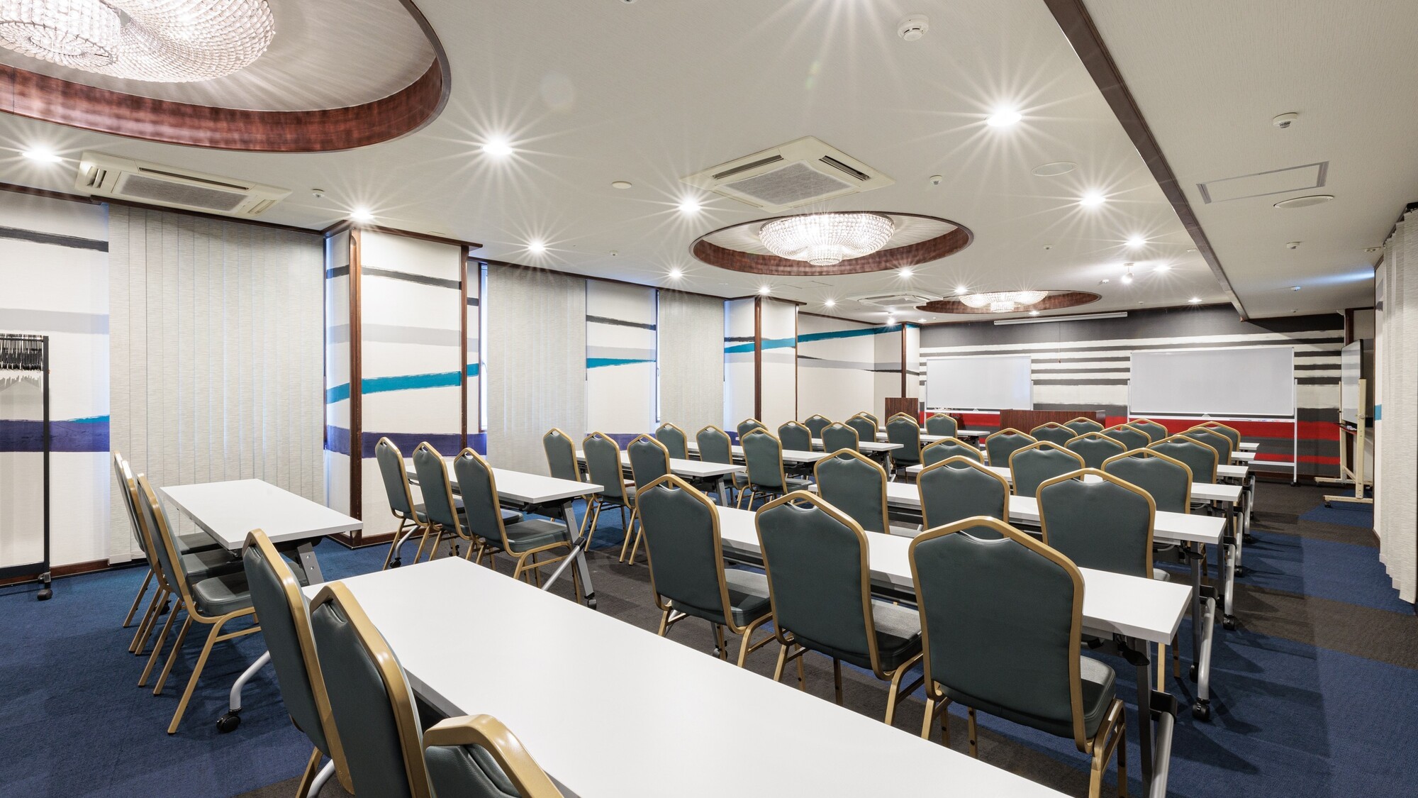 会議室（ユートピア）