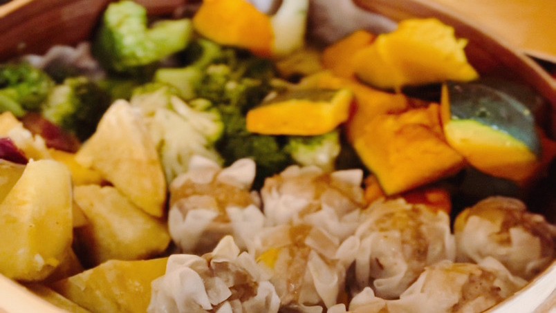 ヘルシー志向なお客様に蒸し料理もあり