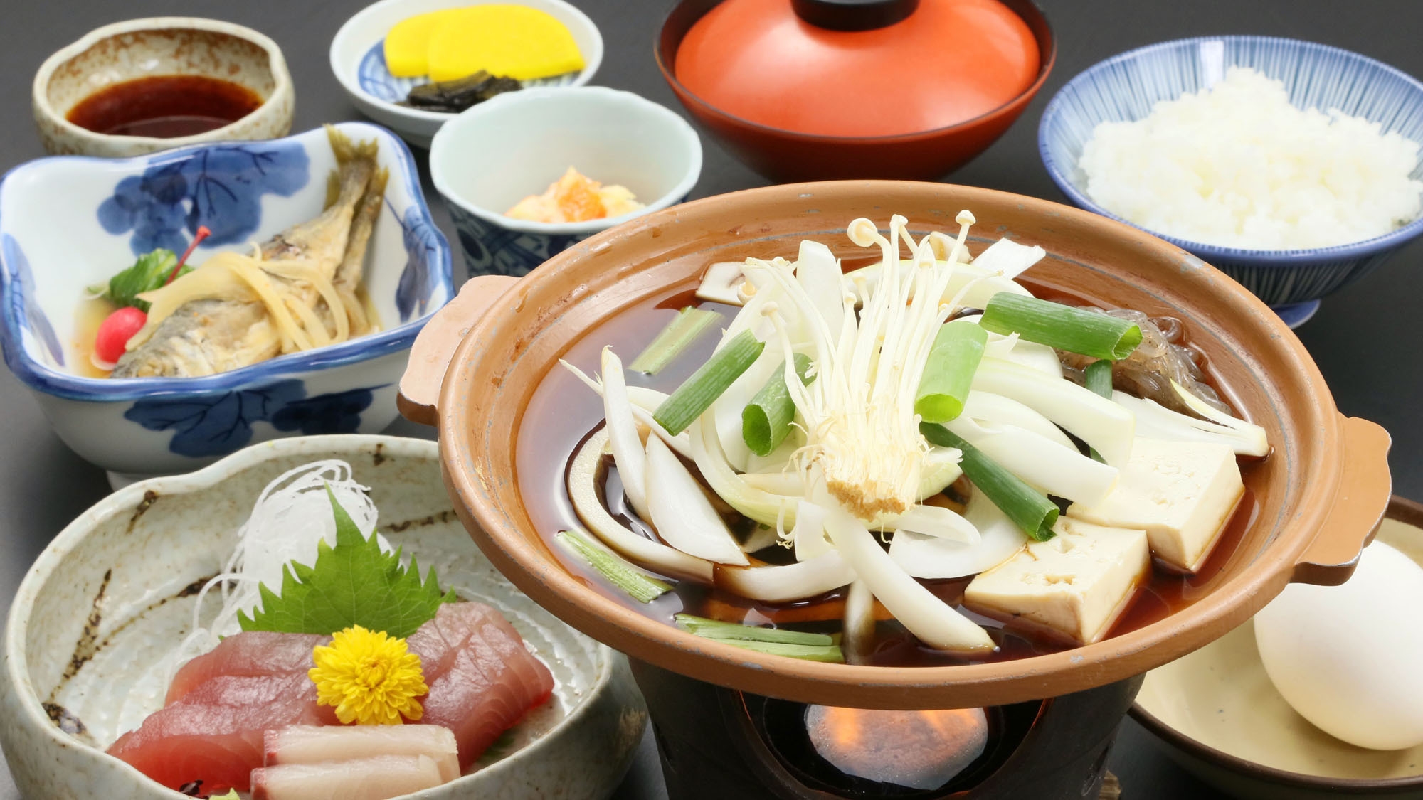 （新プラン）しっかり夕食がついて早朝出発の方にも予定が立てやすい朝食なし！（夕食付）