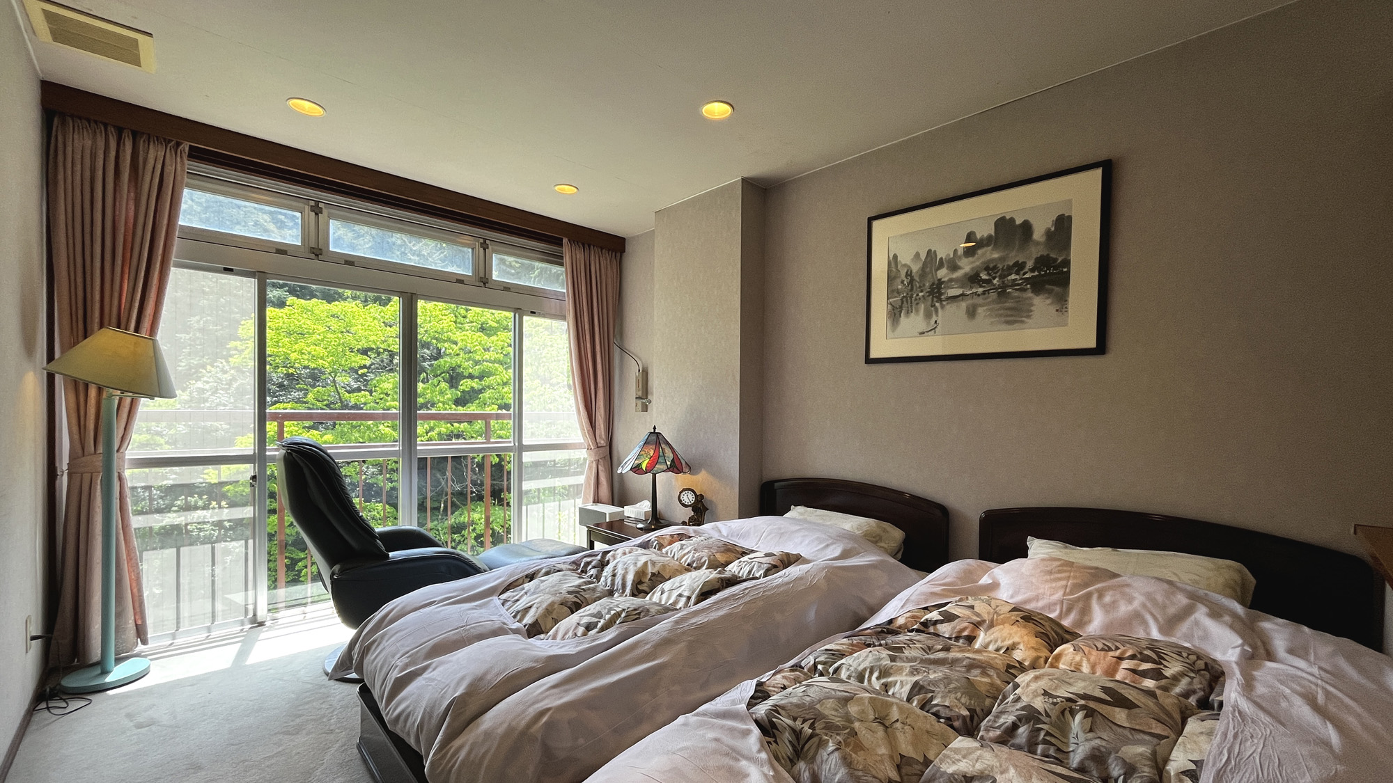 2-3名◆和室＋ベッドルーム(ツイン)：洋室部分にはツインベッドをご用意*