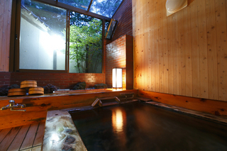 檜風呂　貸切温泉