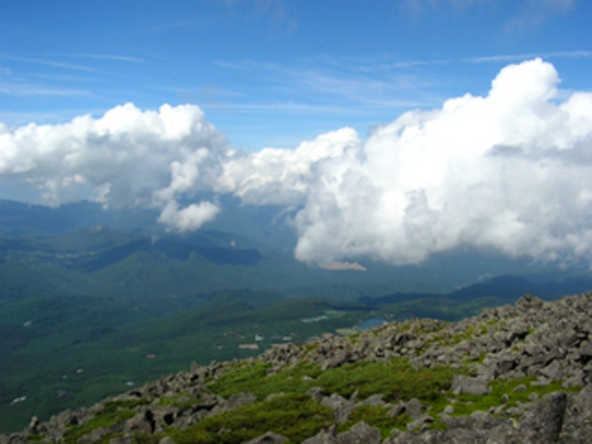 蓼科山山頂からの景色