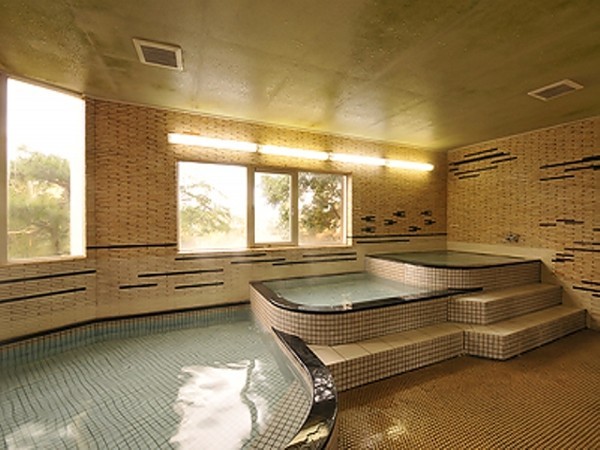 Large communal bath