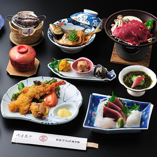 【アワビが丸ごと１人１個付】